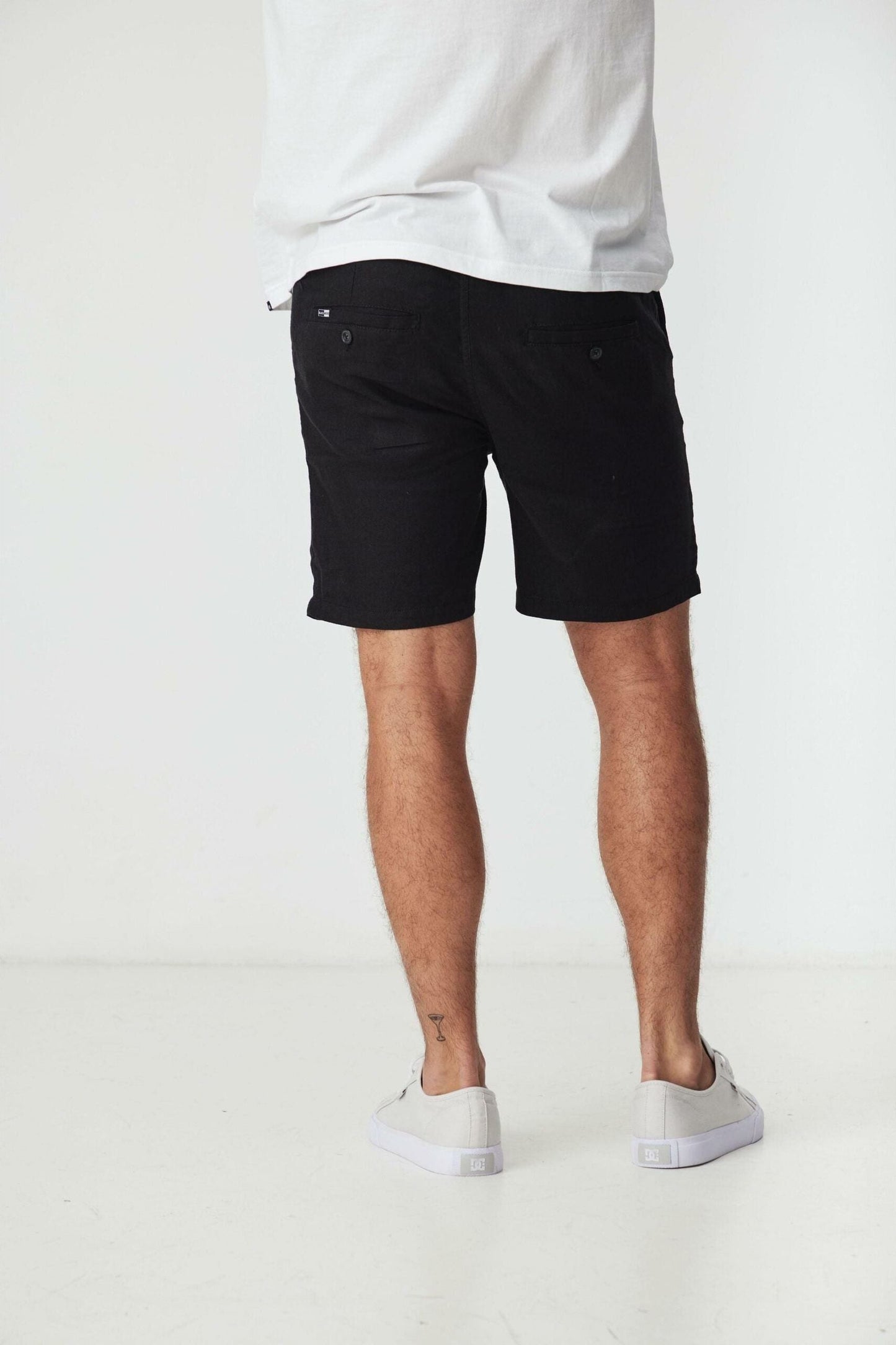 ZIGGY BLACK LINEN SHORTS