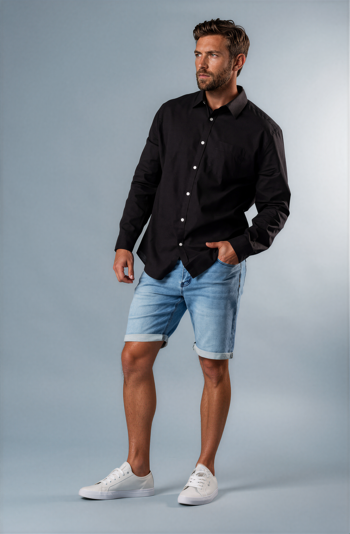 SJ23LLS0300_AVALON_BLACK_1045-Marco-Studio-Marcus-Mist_Fade