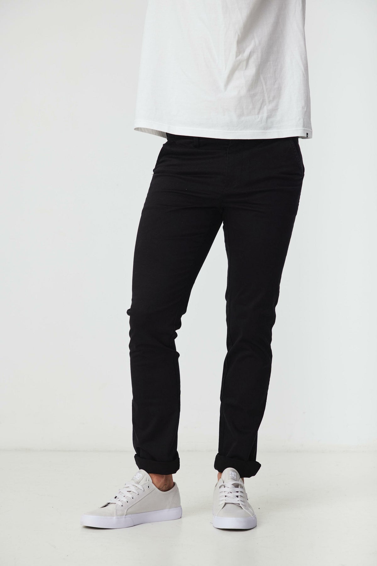 CLAY BLACK SLIM CHINO PANT