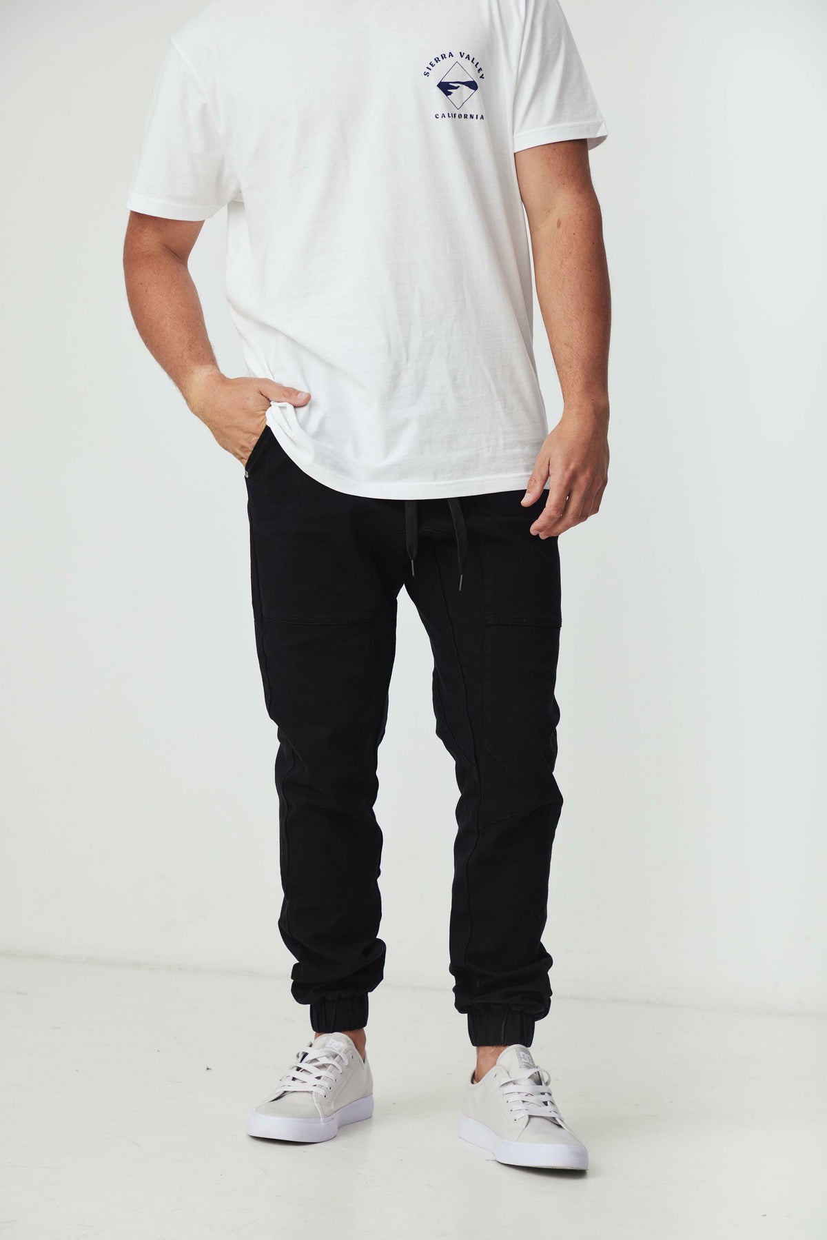 JAMES BLACK JOGGER PANTS