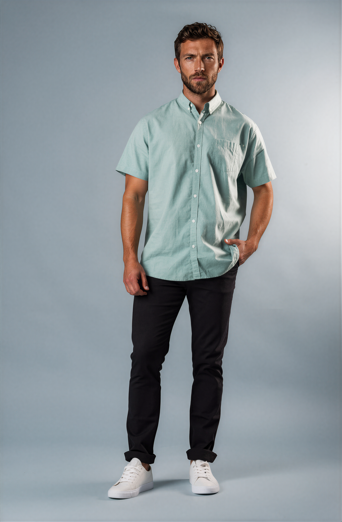 SJ23LSS0301_JAGO_GREEN_0974-Marco-Studio-Marcus-Mist_Fade