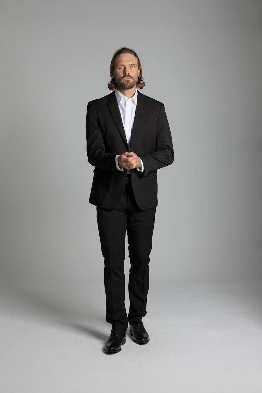 CILENTO BLACK SLIM SUIT JACKET