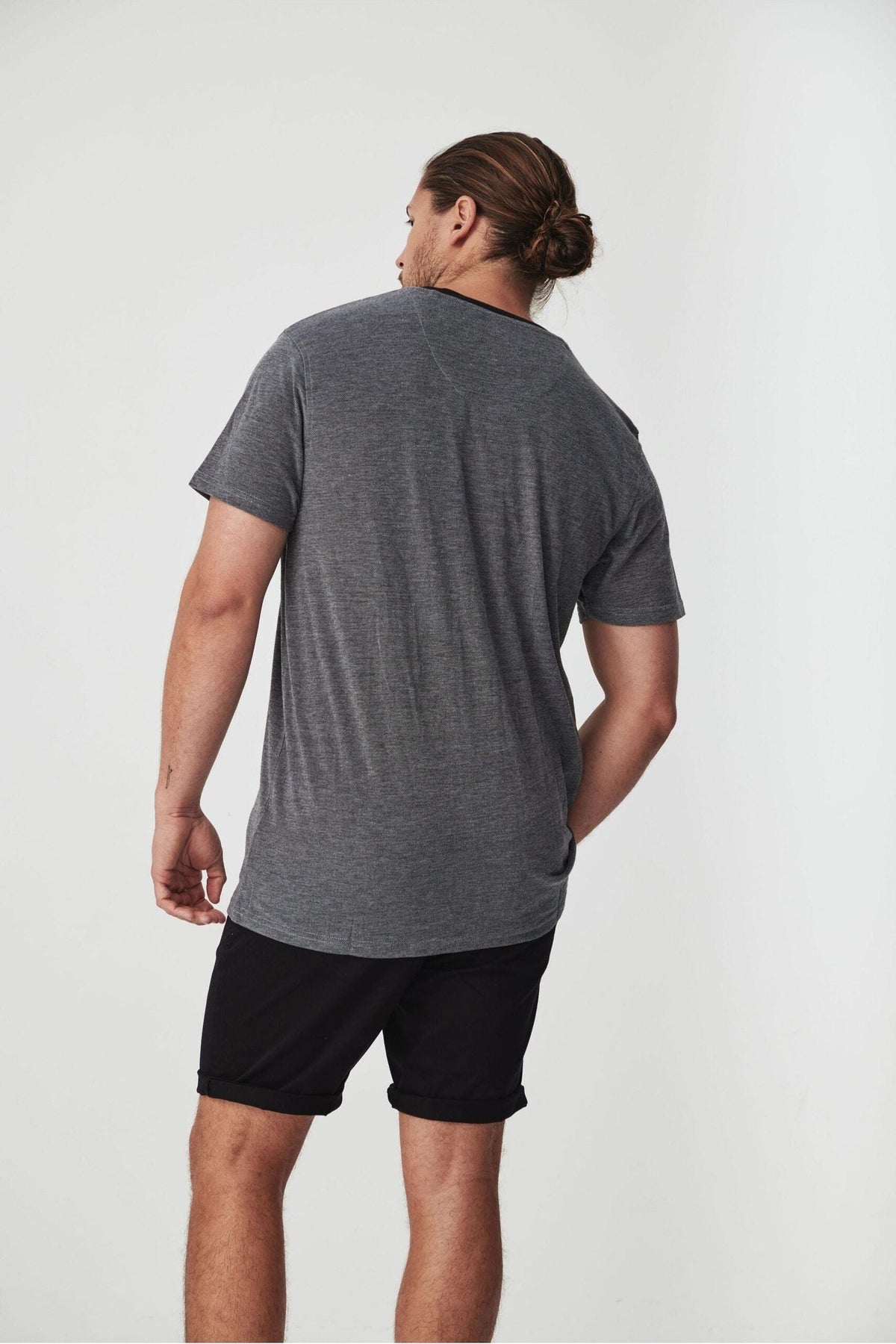 TINDAL - HENLEY TEE